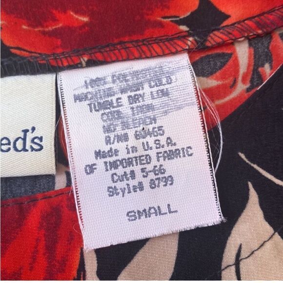 ❤️EUC Floral blouse (size Small)❤️ - Picture 5 of 5